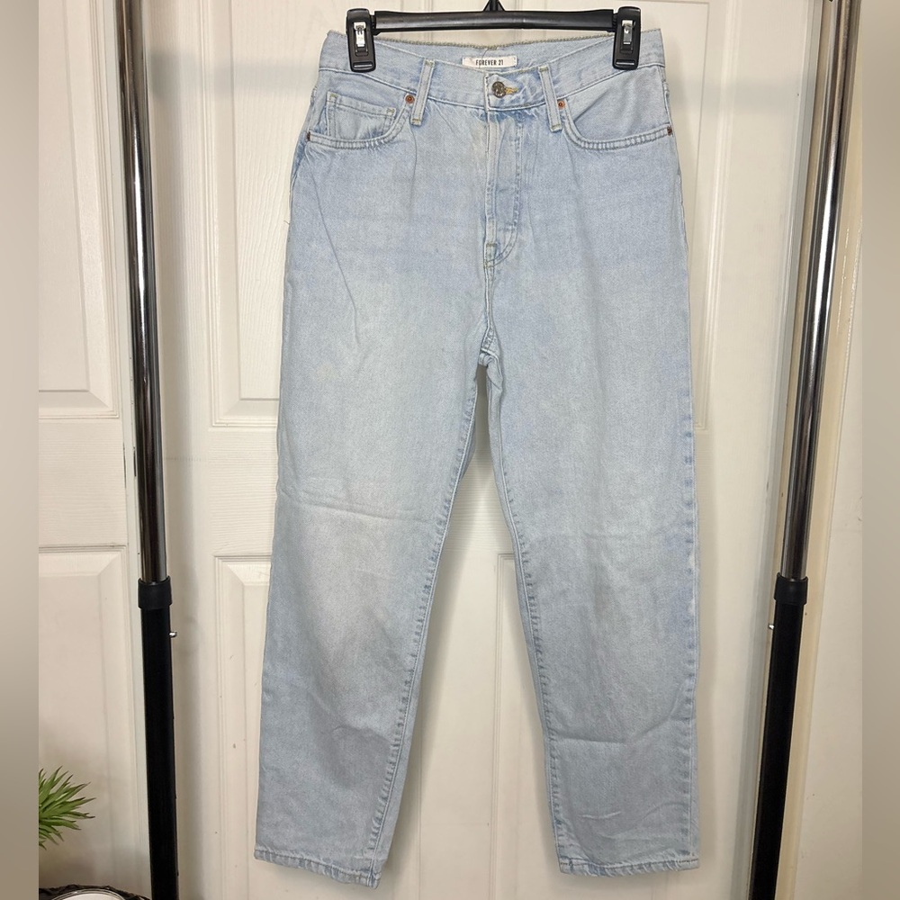 Forever 21 light wash jean